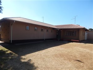 3 Bed House in Vanderbijlpark CW5