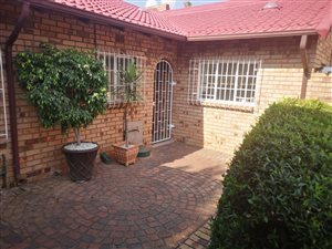 4 Bed House in Illiondale