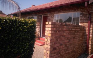 2 Bedroom Townhouse in Highveld