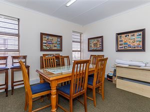 180 m² Office Space in George East