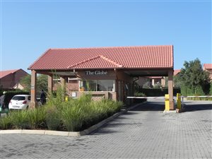 3 Bed Townhouse in Hazeldean (Silverlakes Surroundings)