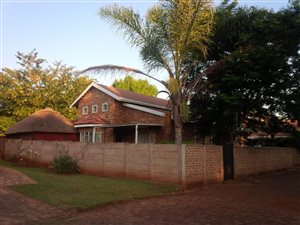 2 Bed Cluster in Lyttelton Manor