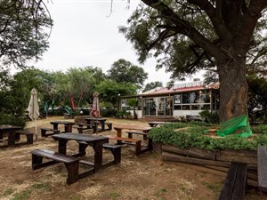296 m² Commercial space in Kyalami AH