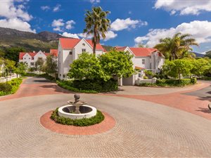 2 Bed Apartment in Paarl