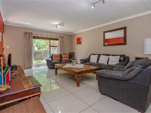 3 Bedroom Townhouse in Lakefield