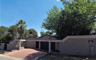 3 Bedroom House in Weltevreden Park