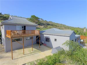 4205 m² Farm in Great Brak River
