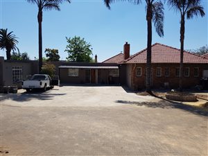 7 Bed House in Lambton