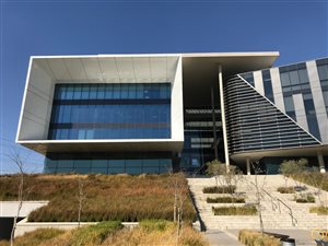 568 m² Office Space in Waterfall Estate