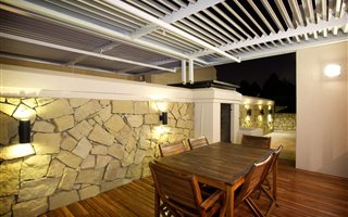 2 Bedroom Apartment in Elton Hill