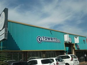 2104 m² Industrial space in Rose Hill