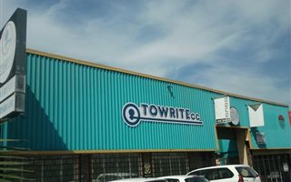 2104 m² Industrial space in Rose Hill