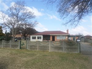 4 Bed House in Dunnottar