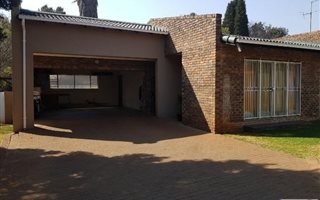 3 Bedroom House in Presidents Dam