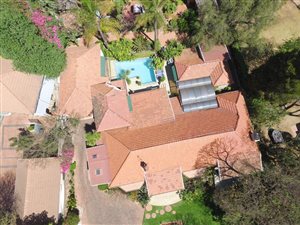 5 Bed House in Westcliff