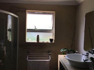2 Bed Simplex in Hurlingham
