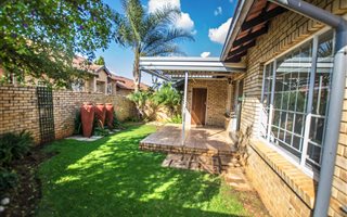 3 Bedroom Townhouse in Hennopspark