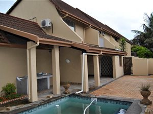 Duplex in Meerensee