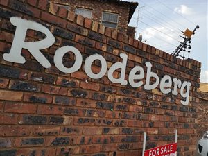 2 Bed Townhouse in Verwoerdpark