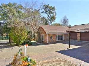 7 Bed House in Jukskei Park