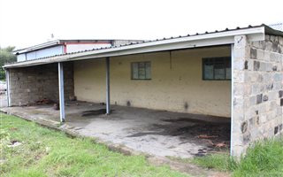 120 m² Commercial space in Estcourt