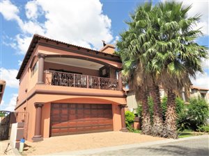 3 Bed Cluster in Sunward Park