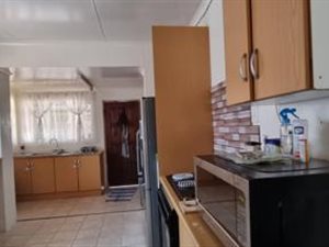 3 Bed House in Rewlatch