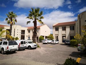 100 m² Office Space in Durbanville Central