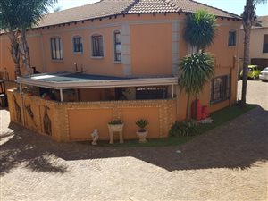 3 Bed Townhouse in Dal Fouche