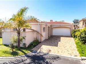 3 Bed Townhouse in Sonstraal Heights