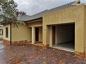 2 Bed Simplex in Koro Creek Golf Estate