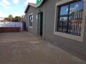 4 Bed House in South Ridge