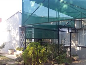3 Bedroom House in Westbourne