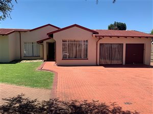 3 Bedroom House in Brackenhurst