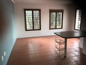 1 Bed Apartment in Lonehill