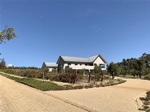 4.2 ha Smallholding in Stellenbosch Central