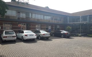 140 m² Commercial space in Cascades