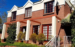 3 Bedroom Duet in Waverley