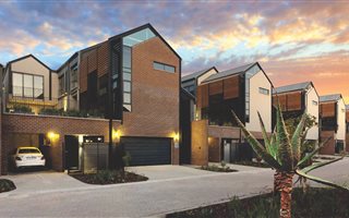 4 Bedroom Cluster in Waterfall Country Estate