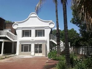 10 Bed House in Aviary Hill