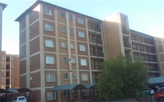 3 Bedroom Townhouse in Karen Park