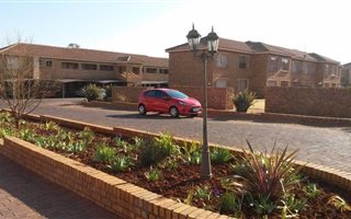 2 Bedroom Apartment in Krugersrus