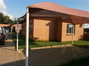 3 Bed Townhouse in Rensburg