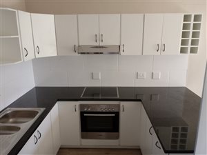 2 Bed Apartment in Durbanville