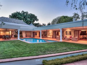 3 Bed House in Melrose