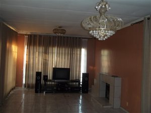 3 Bed House in Finsbury