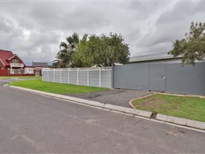 3 Bed House in Dobson