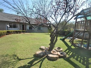 3 Bed House in Berario