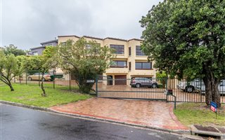 3 Bedroom Townhouse in Hout Bay and surrounds