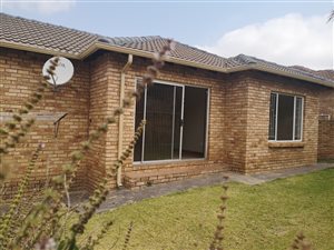 2 Bed Townhouse in Wilgeheuwel